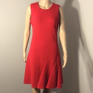 ANNE KLEIN SLEEVELESS STRETCHY RED DRESS